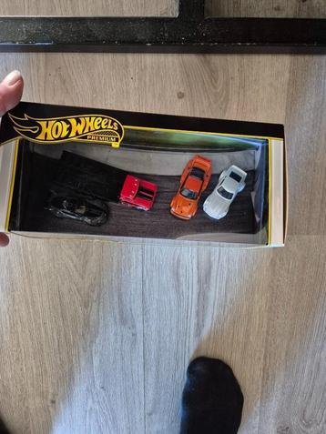 Hot Wheels Premium Collector Display Sets, Supra Datsun Pors beschikbaar voor biedingen