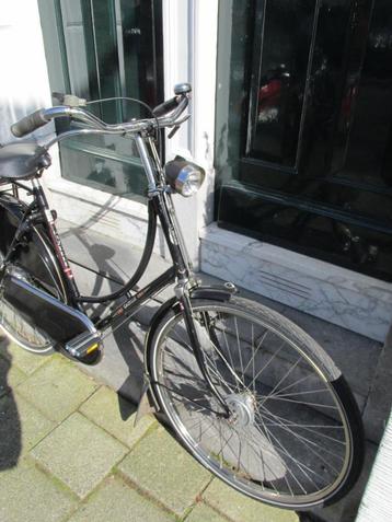 Gazelle Toer Populair damesfiets met stang-trommelremmen 3 V beschikbaar voor biedingen