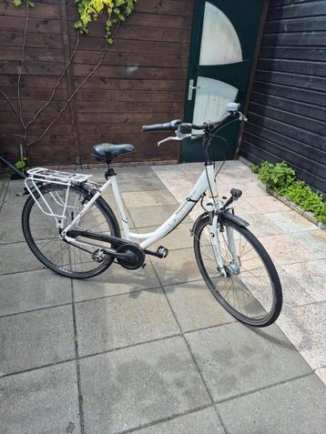 Fiets 28 inch beschikbaar voor biedingen