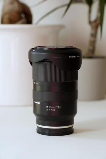 Tamron 28-75mm f/2.8 Di III RXD beschikbaar voor biedingen