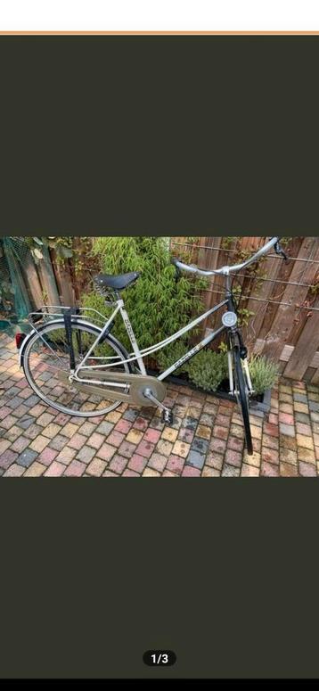 Te koop nette damesfiets met versnellingen