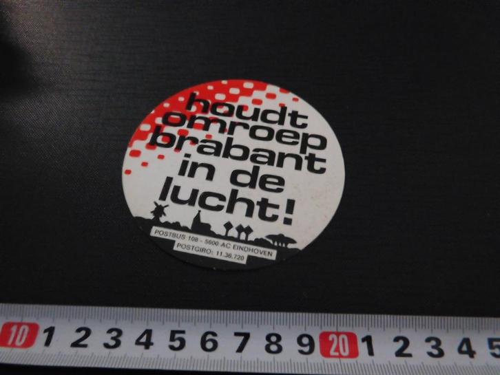 sticker EHV Houdt Omroep Brabant in de lucht !, Verzamelen, Stickers, Zo goed als nieuw, Ophalen