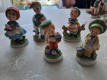 Beeldjes vele verschillende beschikbaar voor biedingen