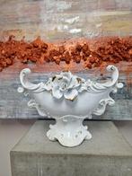 Witte sierpot met gouden accenten en rozen, Huis en Inrichting, Woonaccessoires | Vazen, Wit, Aardewerk of Porselein, Ophalen of Verzenden