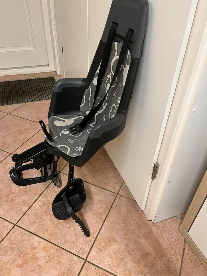Bobike Achterzitje Fietsstoeltje, Fietsen en Brommers, Fietsaccessoires | Fietsstoeltjes, Gebruikt, Achterzitje, 9 t/m 18 kg, Voetsteuntjes