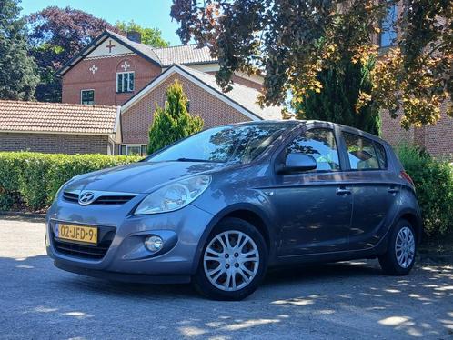 Hyundai i20 1.2i Dynamic, Auto's, Hyundai, Bedrijf, i20, ABS, Airbags, Airconditioning, Boordcomputer, Elektrische buitenspiegels