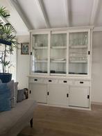 Prachtige witte buffetkast in landelijke stijl, Huis en Inrichting, Kasten | Buffetkasten, Ophalen, Gebruikt, 200 cm of meer, 150 tot 200 cm