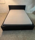 Bed / slaapkamer, Zwart, Tweepersoons, Ophalen of Verzenden, Zo goed als nieuw