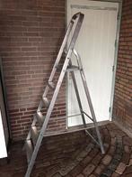 Huishoud trap Excelsior 6 treden, Doe-het-zelf en Verbouw, Ladders en Trappen, Ophalen of Verzenden, Gebruikt, Minder dan 2 meter