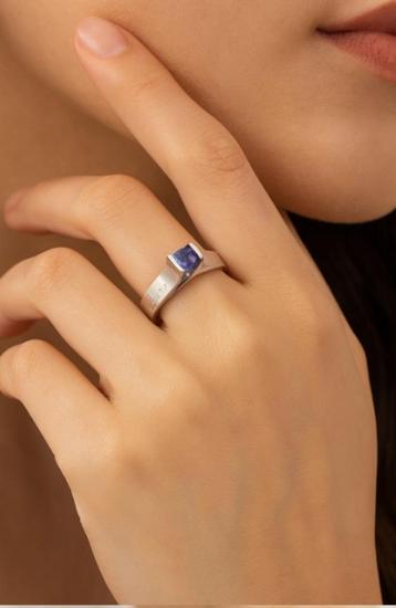 Aparte amethist ring maat 17mm beschikbaar voor biedingen