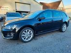 Volkswagen Golf Variant 1.2 TSI 110PK AUTOMAAT/NAVI/CAMERA/L, Gebruikt, 4 cilinders, Leder en Stof, Zwart