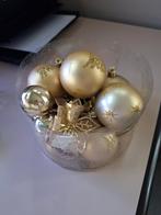 doos goudkleurige kerstballen, Diversen, Kerst, Ophalen of Verzenden, Nieuw