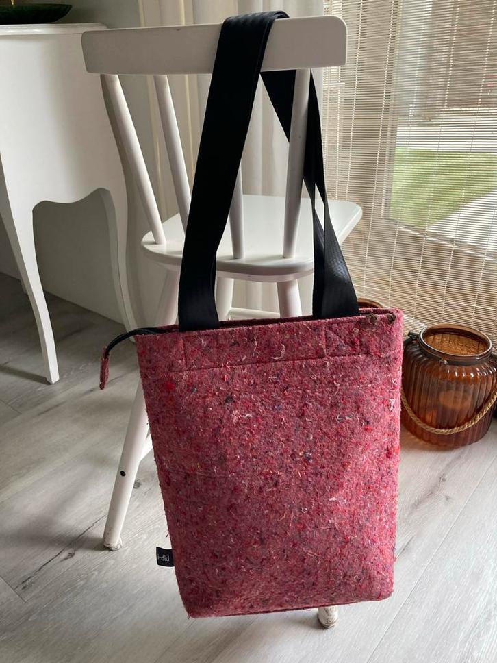 I-did Laptoptas/Schoudertas Gerecycled Cherryred, Sieraden, Tassen en Uiterlijk, Tassen | Damestassen, Zo goed als nieuw, Rood