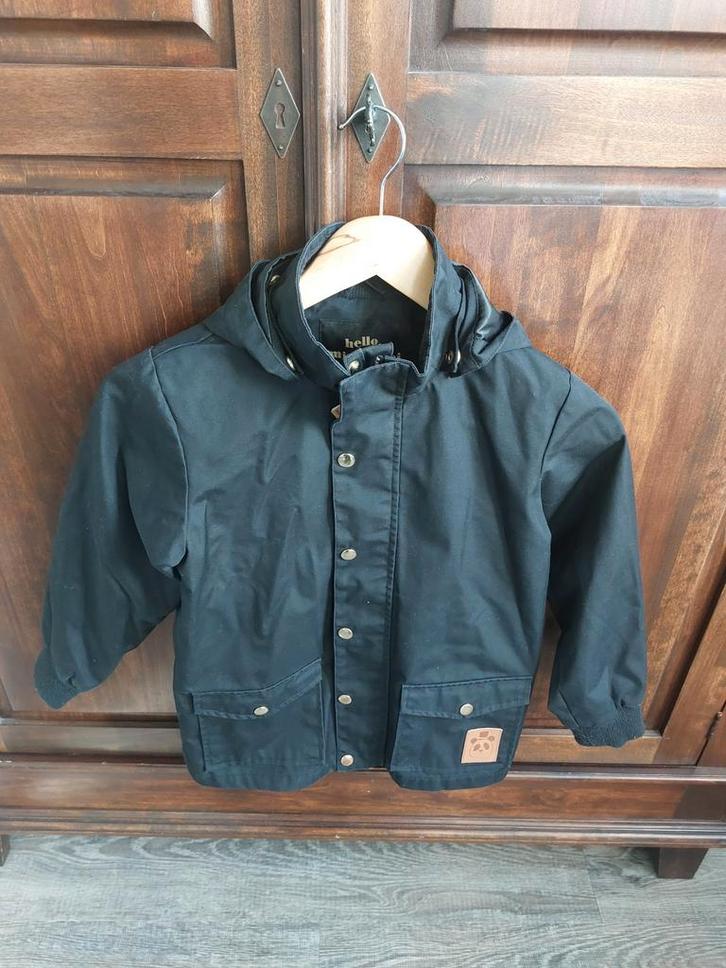 Mini Rodini Pico zwarte waterdichte jas maat 128/134, Kinderen en Baby's, Kinderkleding | Maat 128, Gebruikt, Jongen of Meisje