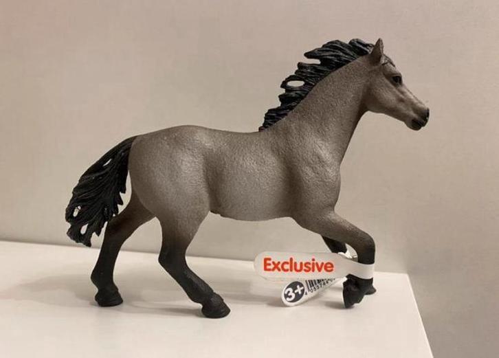 Schleich Exclusive Quarter Horse Hengst ~ 72143, Verzamelen, Dierenverzamelingen, Zo goed als nieuw, Beeldje of Figuurtje, Paard
