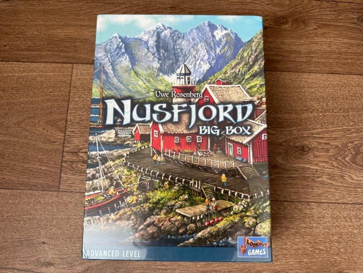 Nusfjord Big Box, Hobby en Vrije tijd, Gezelschapsspellen | Bordspellen, Nieuw, Verzenden