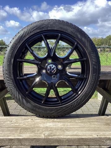 16” nieuwe velgen VW Up Vredestein 205-45-16 A.S banden 7 mm beschikbaar voor biedingen
