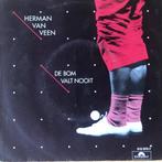 1983       Herman Van Veen             De Bom Valt Nooit , Verzenden, 7 inch, Single, Zo goed als nieuw