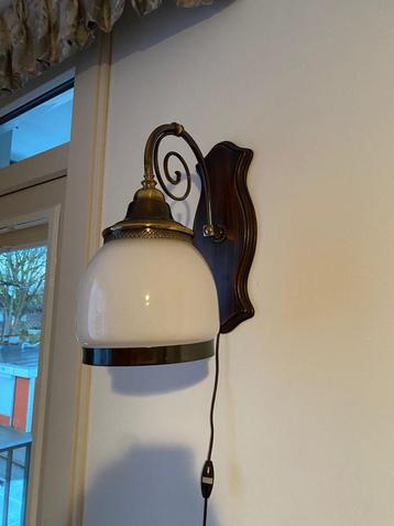Wandlampen te koop beschikbaar voor biedingen
