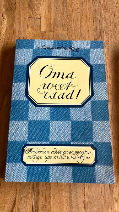 Oma weet raad!, Boeken, Overige Boeken, Zo goed als nieuw, Ophalen