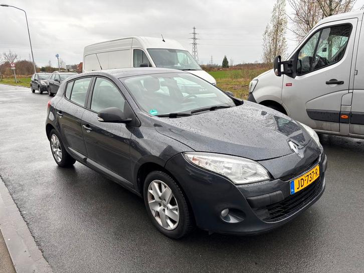 Renault Mégane 1.6 16V 74KW HB 2011 Zwart, Auto's, Renault, Bedrijf, Mégane, Benzine, C, Hatchback, Handgeschakeld, Geïmporteerd