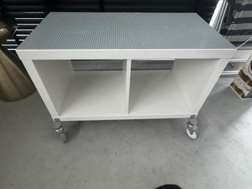 Kallax ikea legokastje beschikbaar voor biedingen