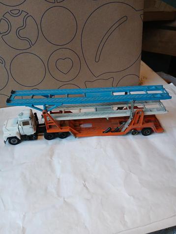 Corgi Major toys.  Carrimore trideck transporter met Mack  beschikbaar voor biedingen
