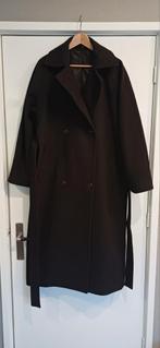 Weekday Mantel Donkerbruin wolmix Maat M, Maat 38/40 (M), Bruin, Nieuw, Weekday