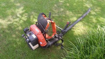  Professionele bladblazer blad blazer husqvarna 141B  beschikbaar voor biedingen