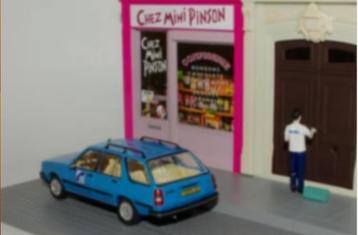 Renault 18 break EDF monteur telefoon 1/43 serie Utilitaire beschikbaar voor biedingen