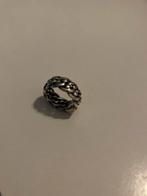 Zilveren ring met Keltische knoop, Gebruikt, Ophalen of Verzenden, Kleiner dan 17, Dame of Heer
