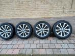 Originele 18 inch velgen met winterbanden Corolla Cross, Auto-onderdelen, Banden en Velgen, Ophalen, 18 inch, Banden en Velgen