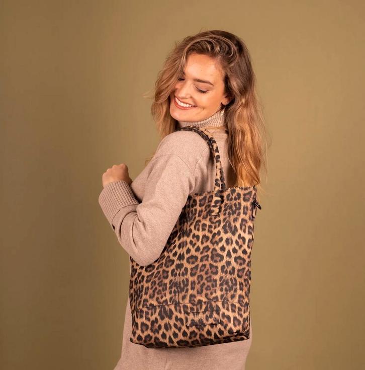 Zebra kartel shopper, Sieraden, Tassen en Uiterlijk, Tassen | Damestassen, Zo goed als nieuw, Shopper, Ophalen of Verzenden