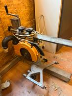 Handzaag, Doe-het-zelf en Verbouw, Gereedschap | Zaagmachines, 70 mm of meer, Ophalen of Verzenden, Zo goed als nieuw, Afkortzaag