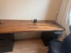 bureau ikea  met eventueel gaming stoel nog in nieuw staat, Ophalen, In hoogte verstelbaar, Gebruikt, Bureau