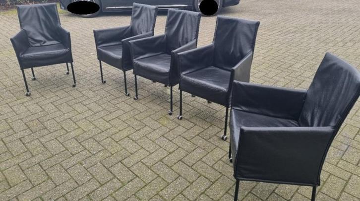 Leren eetkamerstoelen op wieltjes, 6 stuks, Huis en Inrichting, Stoelen, Gebruikt, Vijf, Zes of meer stoelen, Leer, Metaal, Zwart