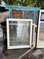 Raamkozijn dubbelglas 120cm hoog 100cm breed, Doe-het-zelf en Verbouw, Kozijnen en Schuifpuien, Ophalen, Hout, Raamkozijn, 75 tot 150 cm