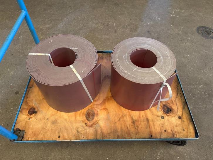 Kabelbeschermband kabelafdekband kabelbescherming 300x3mm., Doe-het-zelf en Verbouw, Elektra en Kabels, Nieuw, Ophalen