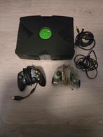 Xbox Original Omgebouwd + 2 Controllers, Spelcomputers en Games, Ophalen of Verzenden