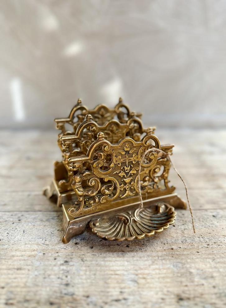 Messing brievenhouder vintage, Sieraden, Tassen en Uiterlijk, Broches, Zo goed als nieuw, Overige materialen, Ophalen of Verzenden
