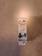 2x M.6Multi9 stroomstootrelais, Ophalen of Verzenden, Gebruikt