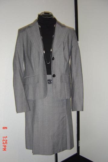 bloedmooi Betty Barclay grijs mantelpak rok mt 38 jas mt40 beschikbaar voor biedingen