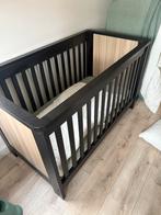 Zwart ledikant met matras en dekbedje, Kinderen en Baby's, Babywiegjes en Ledikanten, Ophalen, Zo goed als nieuw, Ledikant