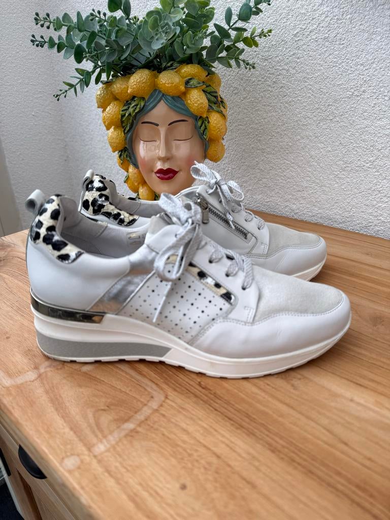 Softwaves leren sneakers, Kleding | Dames, Schoenen, Wit, Ophalen of Verzenden, Sneakers of Gympen, Zo goed als nieuw