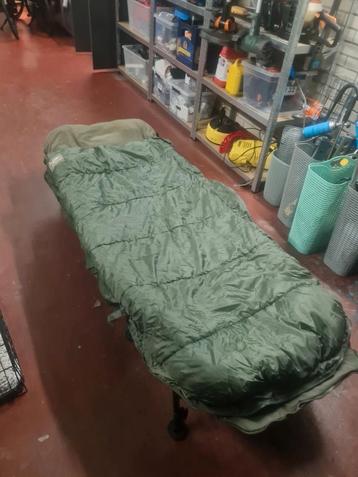 Prologic avenger stretcher beschikbaar voor biedingen