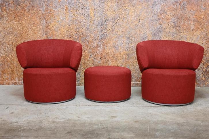 ZGAN 2 rode Rolf Benz 684 design draaifauteuils + hocker, Huis en Inrichting, Fauteuils, Zo goed als nieuw, Metaal, Stof, 75 tot 100 cm