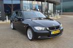 BMW 3-serie 320i Touring Panoramadak / Clima / Leder, Auto's, BMW, Zwart, 4 cilinders, 1435 kg, Leder en Stof