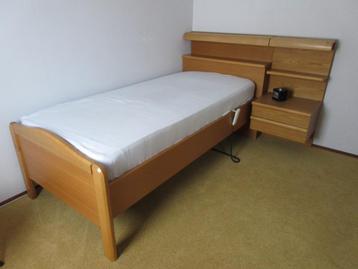 Slaapkamer Kast en Bed eenpersoons beschikbaar voor biedingen