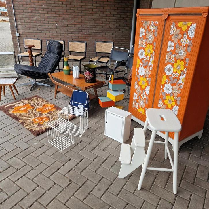 Elke vrijdag van 11 tot 16 uur vintage design retro, Verzamelen, Retro, Huis en Inrichting, Ophalen of Verzenden