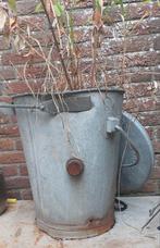 Ouderwetse asvat(en)met deksel, Ophalen, Gebruikt, Zink, Met deksel